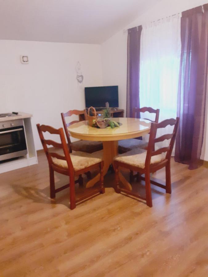 Apartman Mira