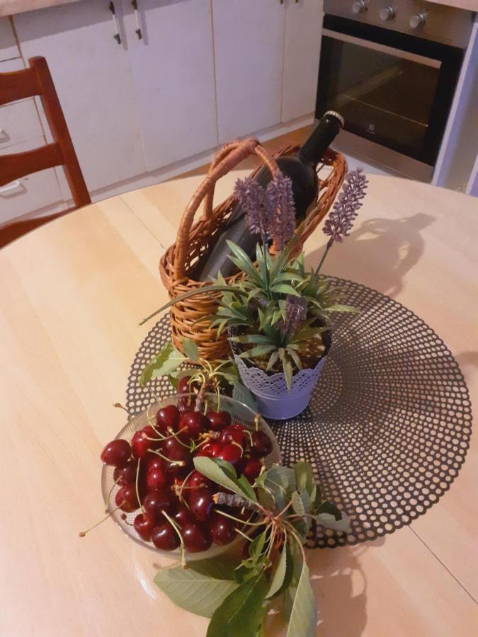 Mira Apartman